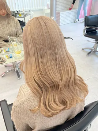 ロング ハイトーン/レイヤー カット/harukaのヘアスタイル