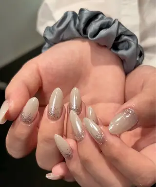 ネイル Maggie チョウチョウのネイルデザイン