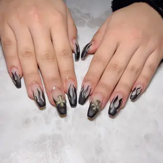 ネイル 知花 梨花のネイルデザイン