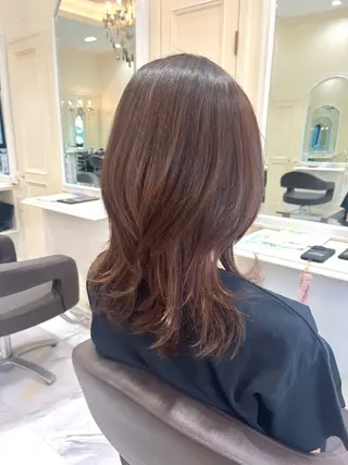 セミロング くりやま ゆうかのヘアスタイル