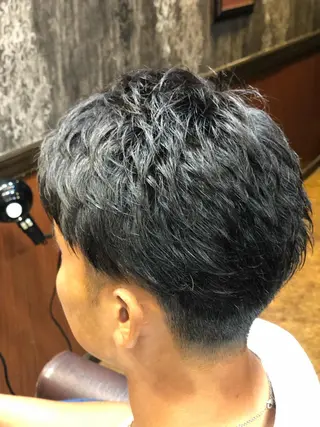 ショート メンズ buZon所属・くせ毛特化・縮毛矯正 メンズパーマ・笠原のヘアスタイル