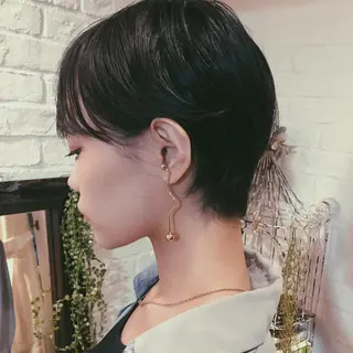 ショート カラー パーマ 吉川 愛美李のヘアスタイル