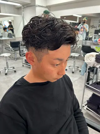 パーマ メンズ パーマ支持率No.1 ❤️‍🔥安成弾のヘアスタイル