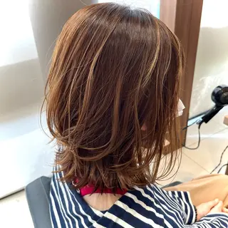 ミディアム 吉田 桃夏のヘアスタイル
