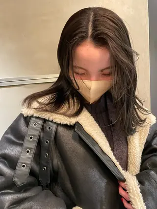 セミロング カラー classic 新横浜所属・大人girly🛋️ 🤍yukakoのヘアスタイル