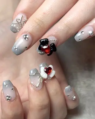 ネイル Rive. 酒井のネイルデザイン