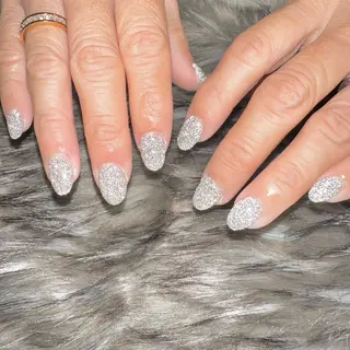 ネイル Ema Nail 豊中店所属・Nail salon M&👩🏼💖のネイルデザイン