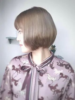 ショート カラー パーマ ヘアアレンジ 推し活専用 【派手髪】飯野ゆかりのヘアスタイル