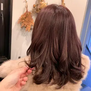 セミロング カラー ヘアアレンジ 髪質改善period.所属・いしかわまい🎀 髪質改善特価サロンのヘアスタイル