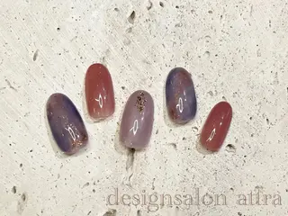 ネイル 根津 綾子のネイルデザイン