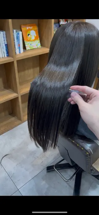 ロング ユニテバイリトル所属・🏆メンズ特化🥇 店長YUTOのヘアスタイル