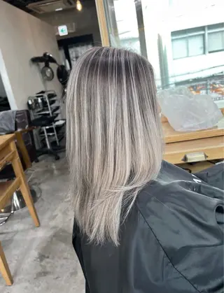 ミディアム カラー ROBIN所属・指名数No.1 /NAOYAのヘアスタイル