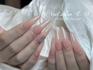 ネイル E.N🦋 長さ出し/持ち込みのネイルデザイン
