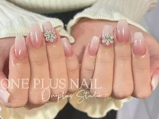 ネイル One plus StudioNailのネイルデザイン