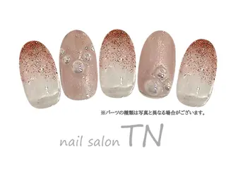 ネイル 中島 実穂のネイルデザイン