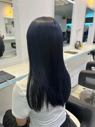 セミロング カラー ブリーチカラー 🩵MIZUKIのヘアスタイル