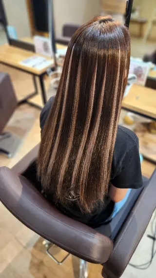 ロング WAVE所属・エクステ/ハイトーン 伊藤のヘアスタイル