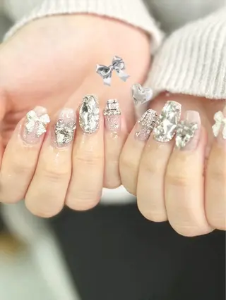 ネイル Nailsalon mui.所属・中家 亜紗子のネイルデザイン