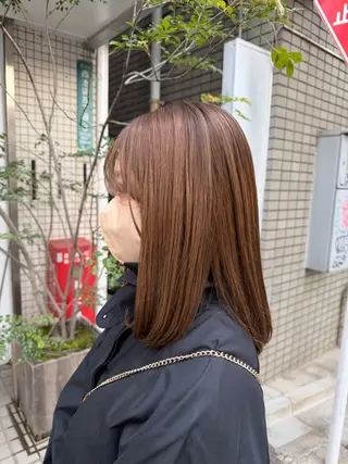 ミディアム カラー kauti 池袋所属・山崎 奈瑠のヘアスタイル