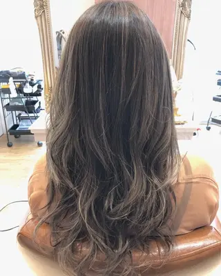 ロング カラー 奈良市／尼ヶ辻 谷川和也のヘアスタイル