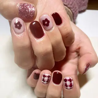 ネイル total salon fu-a'[フーア]所属・佐藤 芽衣のネイルデザイン