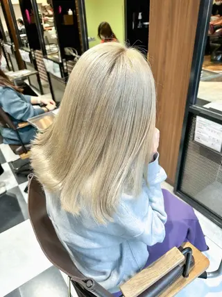 ミディアム カラー 韓国レイヤーカット/ ダブルカラーのヘアスタイル