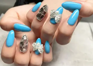 ネイル Roi〈ロワ〉 Minakoのネイルデザイン