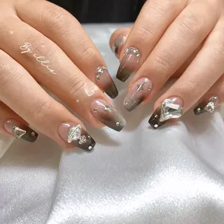 ネイル 閨匠ビューティサロン 新橋店♡Ellieのネイルデザイン