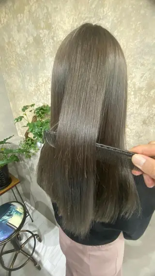 セミロング カラー Bianca所属・Bianca  代表 硲　貴亮【東武練馬】のヘアスタイル