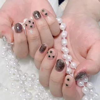 ネイル yui 💜のネイルデザイン