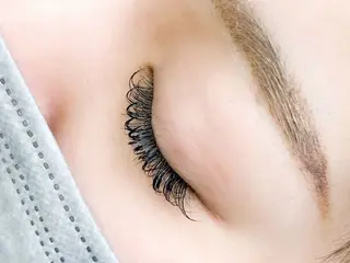 マツエク・マツパ MACARONいわきラトブ店所属・macaronいわき 斎藤の眉毛・アイブロウイメージ