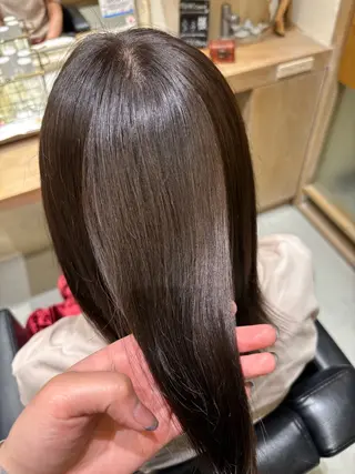 カラー ブラウン/静岡/髪質 改善/大人可愛い🐰のマツエク・マツパデザイン