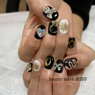 ネイル Sunny.Roa fujiのネイルデザイン