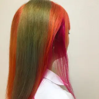 カラー インナーカラー👾 Chibiのヘアスタイル