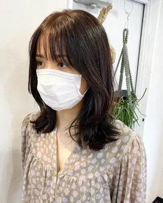 カラー レイヤーカット、 大人可愛い　中村美羅のヘアスタイル