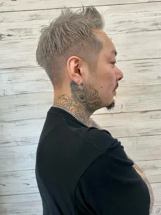 ショート カラー パーマ メンズ アイブロウ LAVENDIA Azabu所属・LAVENDIA 初音のヘアスタイル