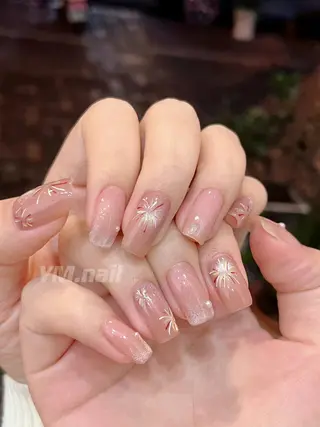 ネイル More Glam渋谷店のネイルデザイン