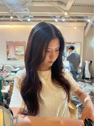 ロング chikashitsu所属・Junmi/ﾁｶｼﾂ /堀江のヘアスタイル