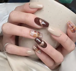 ネイル AngelChris ビューティーサロンのネイルデザイン