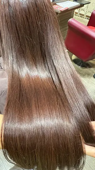 ロング 宇井 沙世子のヘアスタイル