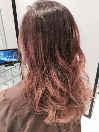セミロング ロング カラー 河上 雅俊のヘアスタイル
