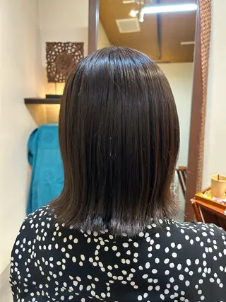 ミディアム 水谷 菜央のヘアスタイル