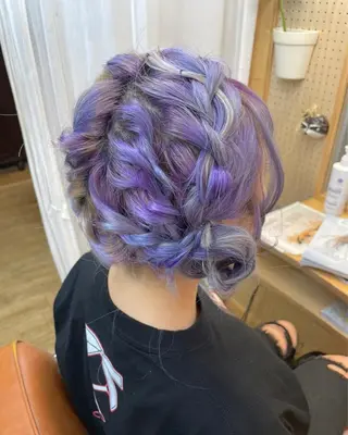 ミディアム ヘアアレンジ ヘアセット🎀耳つぼ 👂💎MONAMIのヘアスタイル