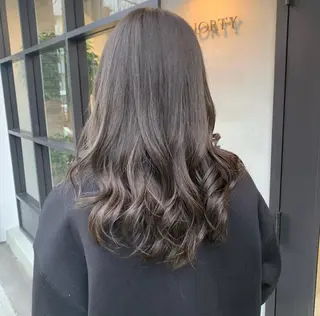 ロング カラー 山田 浩翔のヘアスタイル