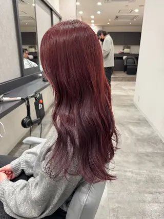 ロング RAISE by_WHITEのヘアスタイル