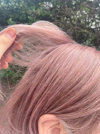 ミディアム カラー hair salon dot.tokyo color所属・MANAMI 🥀ウルフカットのヘアスタイル