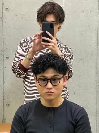 ショート パーマ メンズ 山口 陽平のヘアスタイル