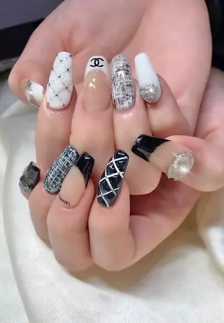 ネイル マツエク・マツパ アイブロウ Nail&eye Belire 新宿のネイルデザイン