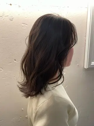 セミロング カラー 透明感カラー🫧/ レイヤー/髪質改善のヘアスタイル