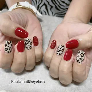 ネイル Rairia   nail所属・屋敷 理奈のネイルデザイン